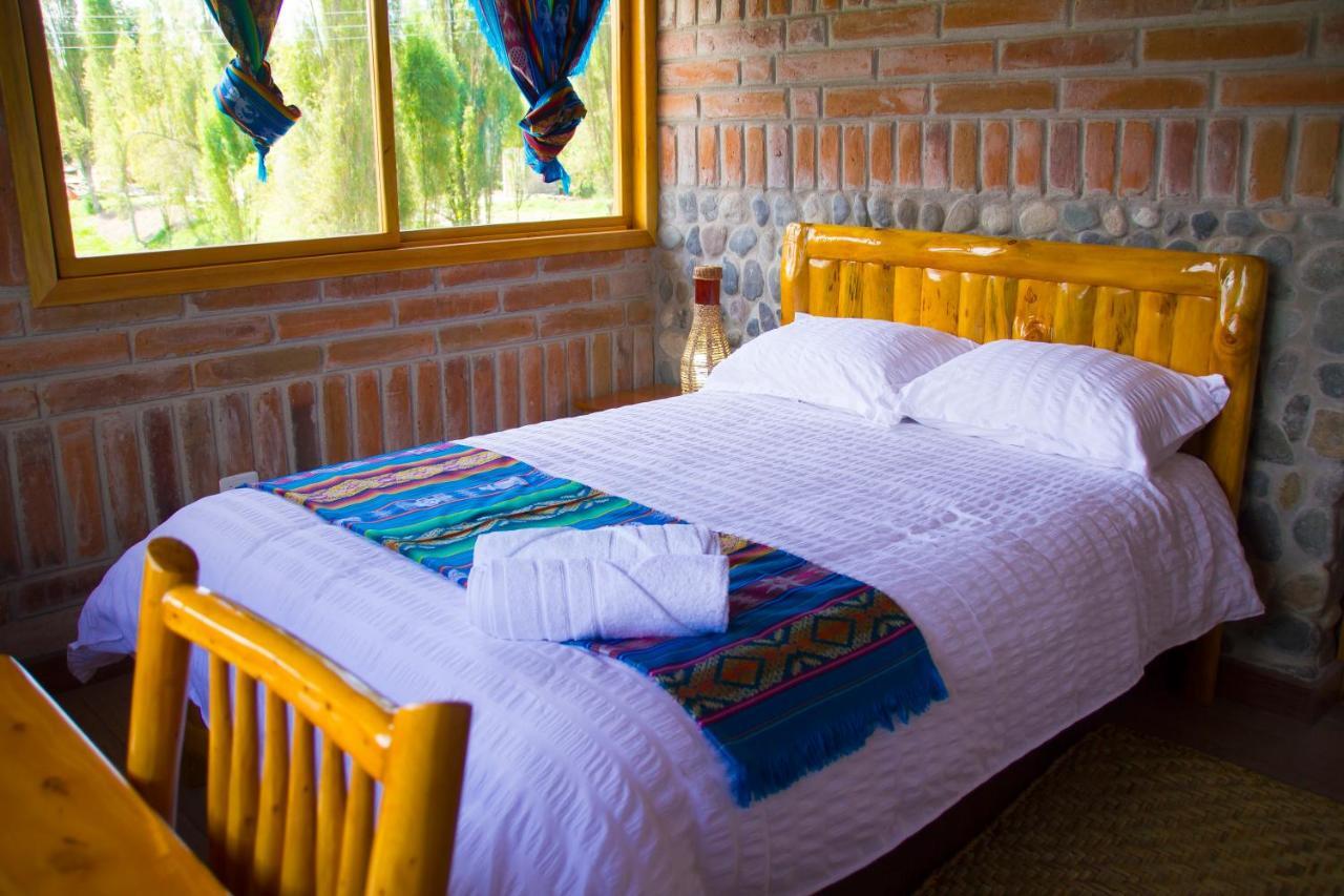Watzara Wasi Cottage Familiar Camprestre Y Lofts En Cotacachi Exterior photo